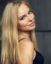 Oral with and without cover, kisses, 69, role plays, sex, massage, handjob,... Polina