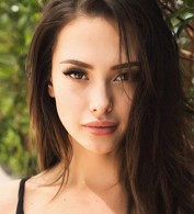New girl hot and gorgeous
